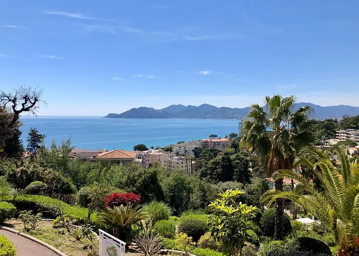 T2 Superbe Vue Mer Cannes